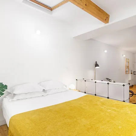 Relax By Own Places Apartman